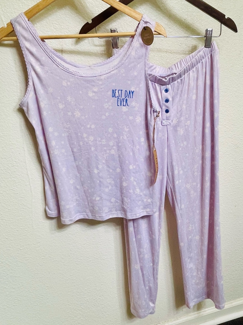 Rae Dunn Women's Purple White Floral Patterned Pajama Matching Set